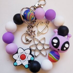 Handmade Silicone Focal Beaded Alien Wristlet Keychain Bracelet